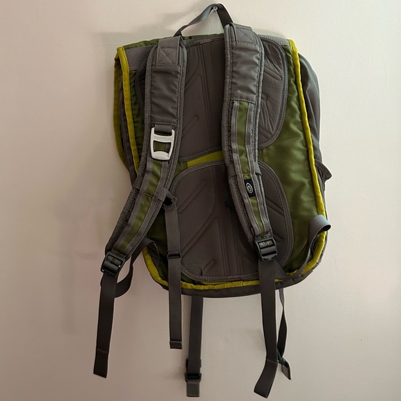 Camping backpack - Picture 4 of 4